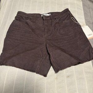 Carve Designs - 6" Hi Rise Shorts - Size 2